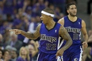 官方：本轮港超联赛延期进行，中国香港各代表队将臂缠黑纱出战