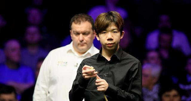 球星压哨三分把比赛送进加时