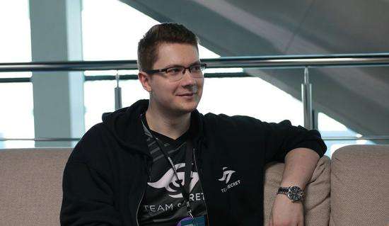 埃因霍温主帅：做梦都没想过能赢，我提前得知利物浦缺乏信心